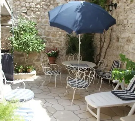 By The Sea - 11096 3*