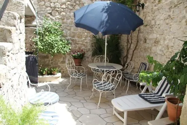 By The Sea - 11096 3*